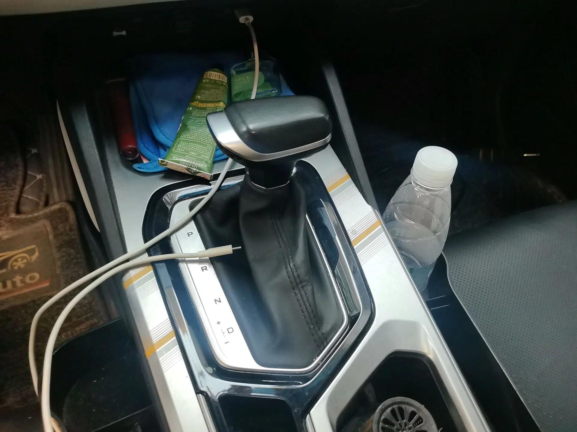 Geely Auto Emgrand L 2022 1.4T CVT Flagship Edition — миниатюра 15