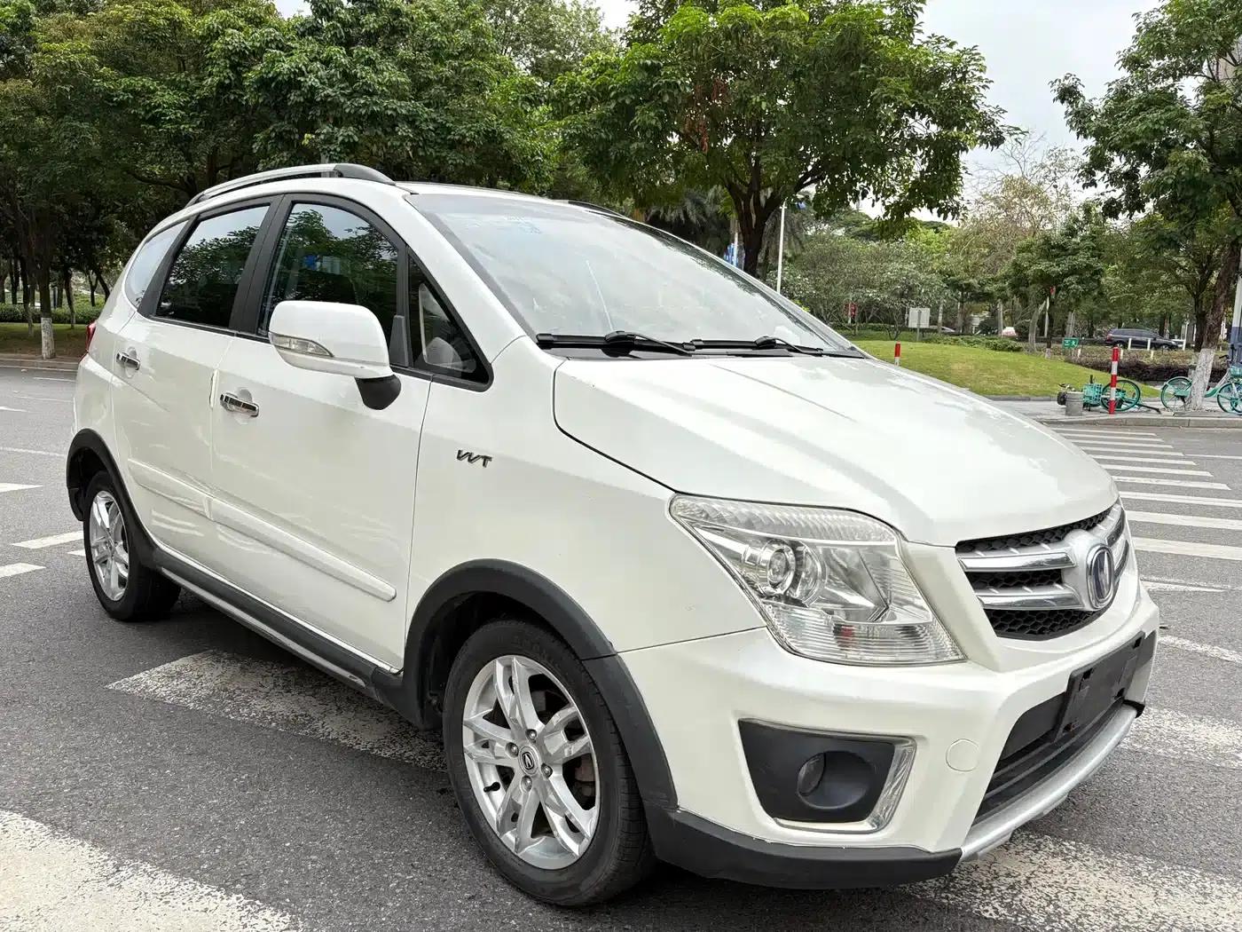 Changan CX20 2014 1.4L IMT Sunroof Navigation Edition (National V Emission Standard) — миниатюра 2