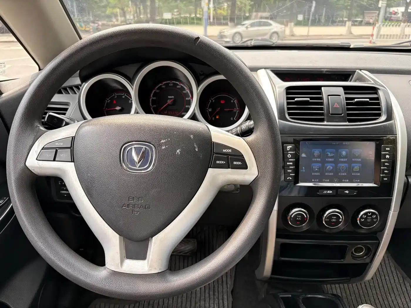 Changan CX20 2014 1.4L IMT Sunroof Navigation Edition (National V Emission Standard) — миниатюра 18