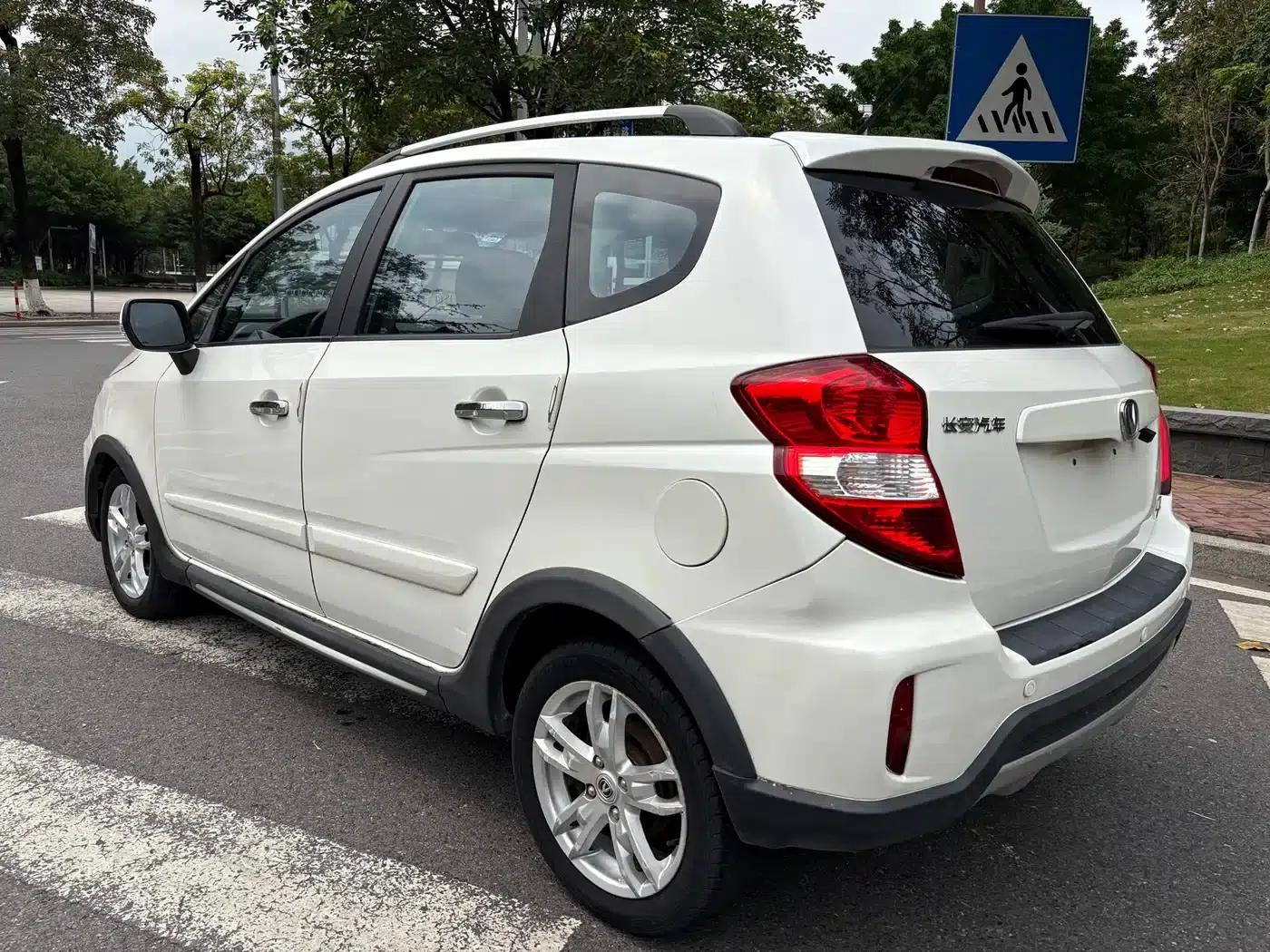 Changan CX20 2014 1.4L IMT Sunroof Navigation Edition (National V Emission Standard) — миниатюра 5