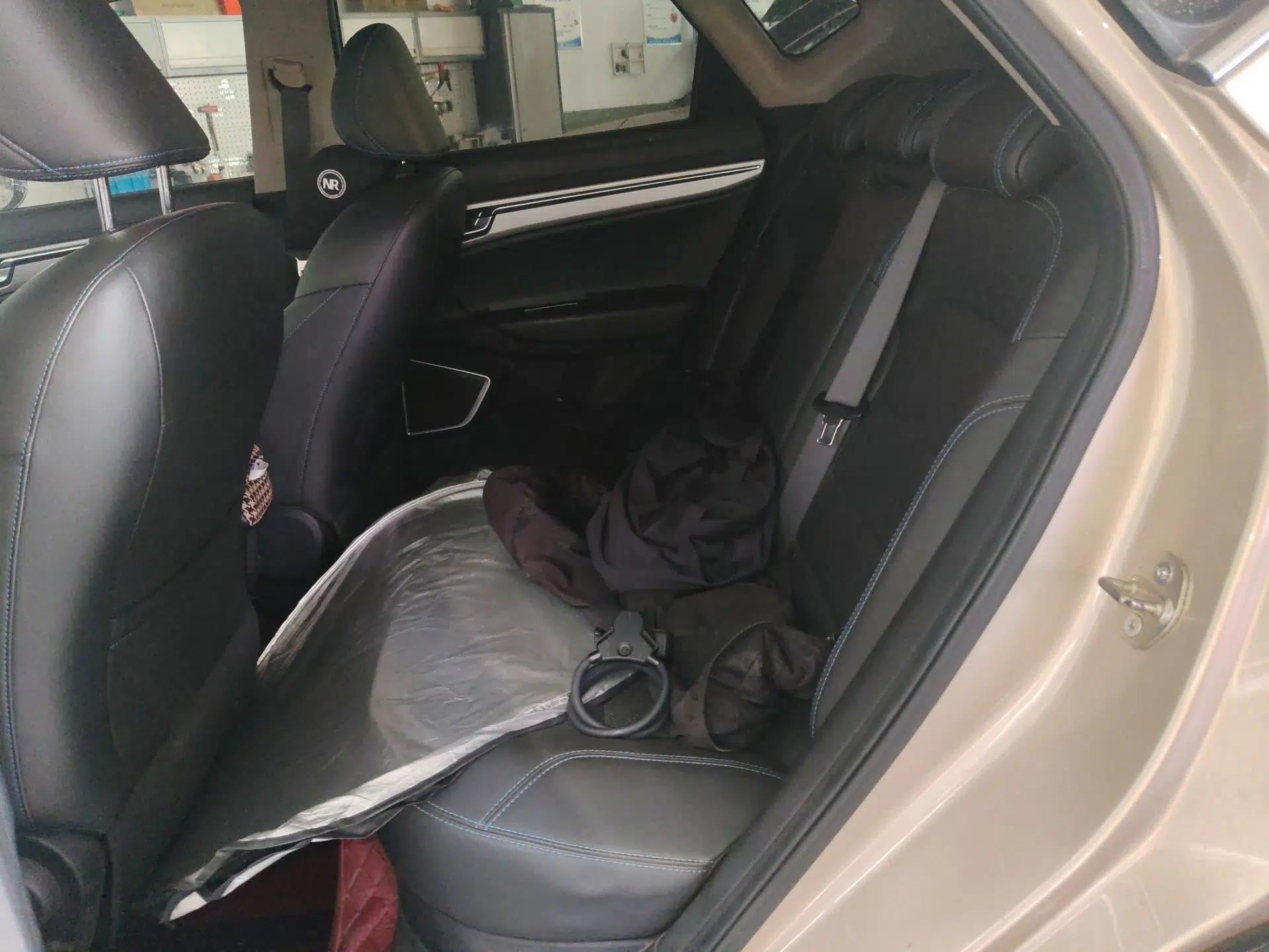 Geely Auto Emgrand GSe 2018 ZhenShang Model — миниатюра 18
