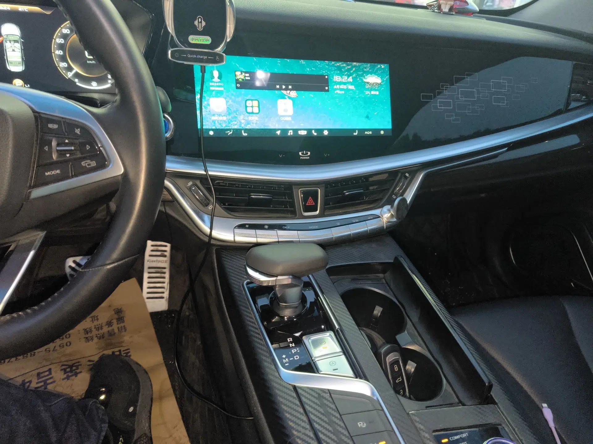 Geely Auto Emgrand GT New Energy 2018 1.5T PHEV Yao Ling Edition — миниатюра 14