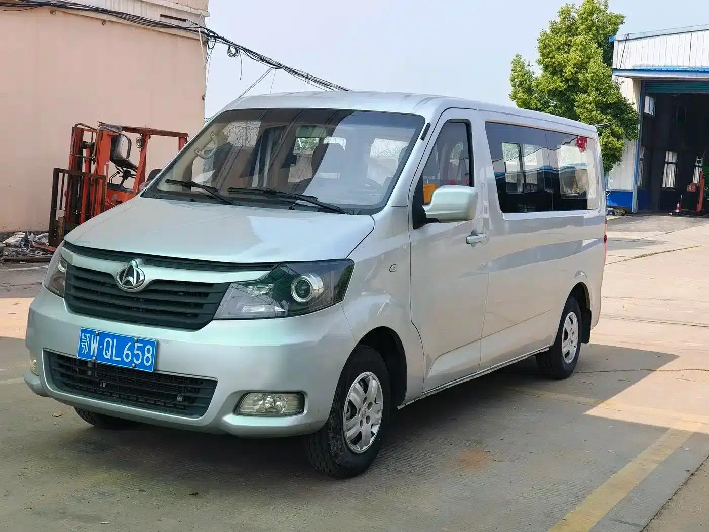 Changan Ruixing M70 2019 1.5L Comfort 6-seater National VI Flat Top Rear Hatchback DAM15KL — миниатюра 3