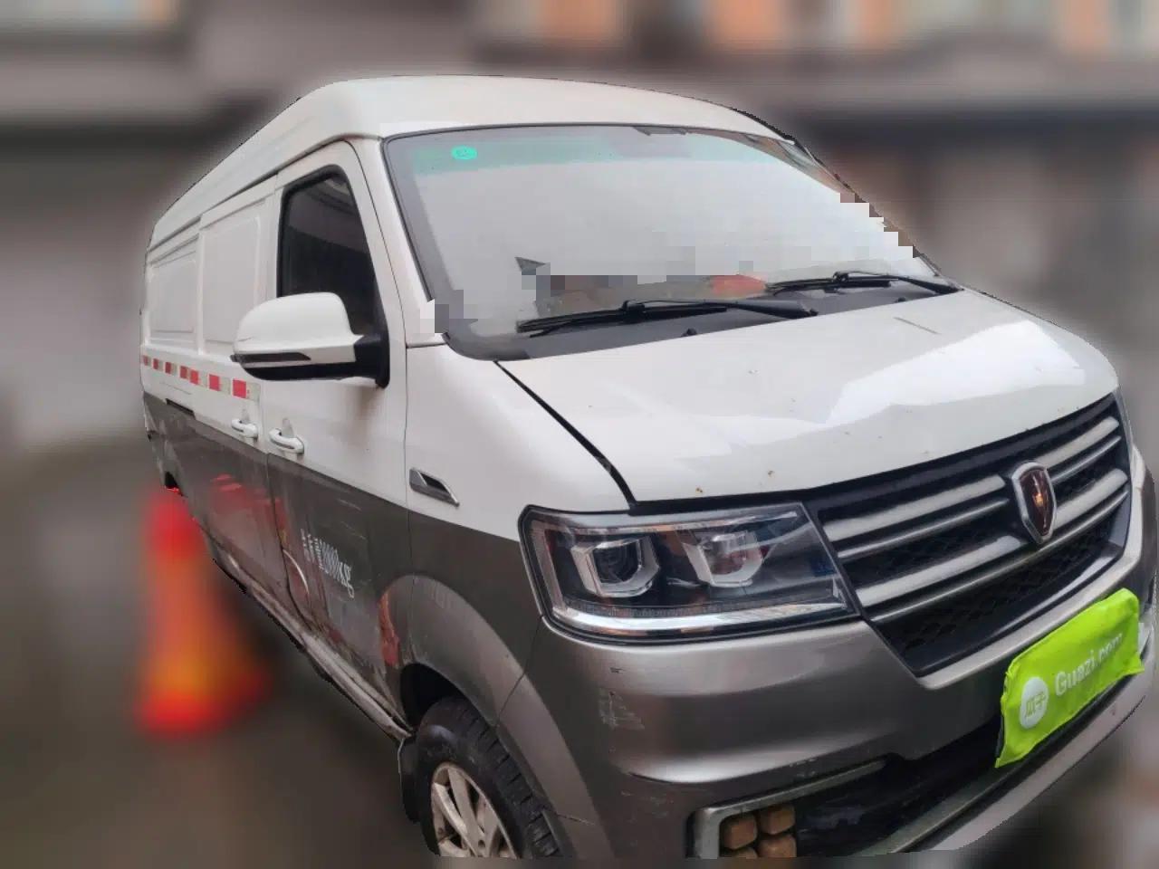 Jinbei New Hiace S 2018 1.5L Wealth Edition Van DLCG14 — миниатюра 3