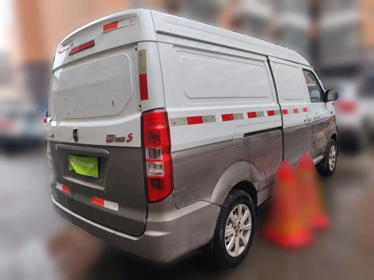 Jinbei New Hiace S 2018 1.5L Wealth Edition Van DLCG14 — миниатюра 6