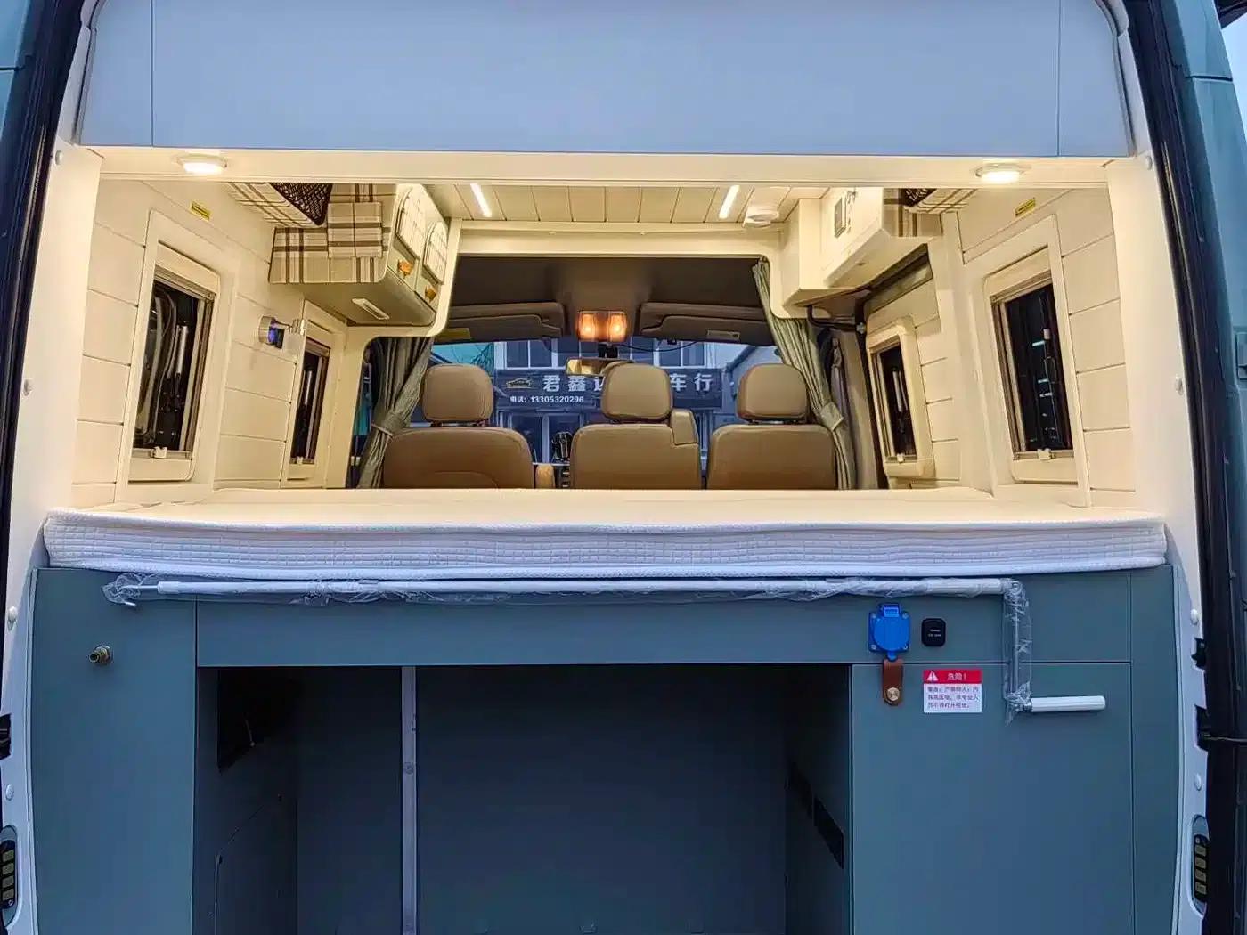 SAIC MAXUS V80 RV 2022 2.0T Traveler RVLIFE Camping Edition — миниатюра 13