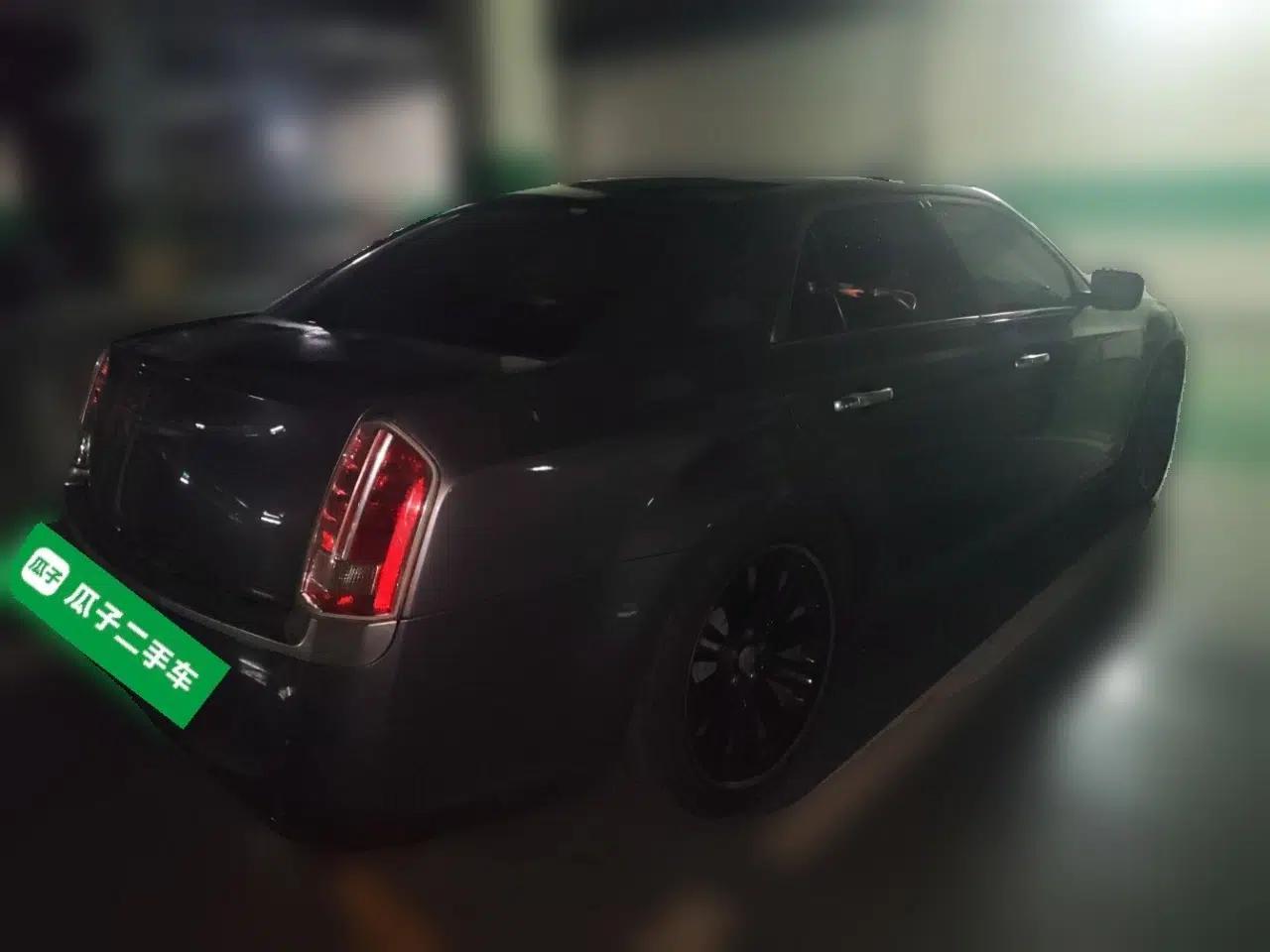 Chrysler 300C 2013 3.6L Premium Edition — миниатюра 6