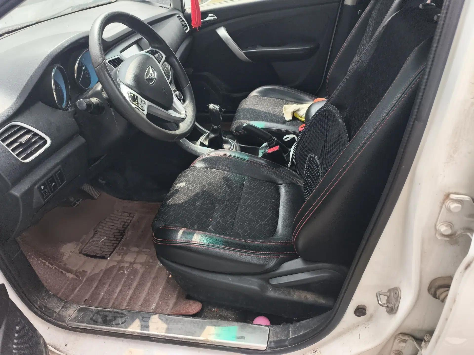 Cowin C3 2015 1.5L Manual Gold Diamond Edition — миниатюра 16