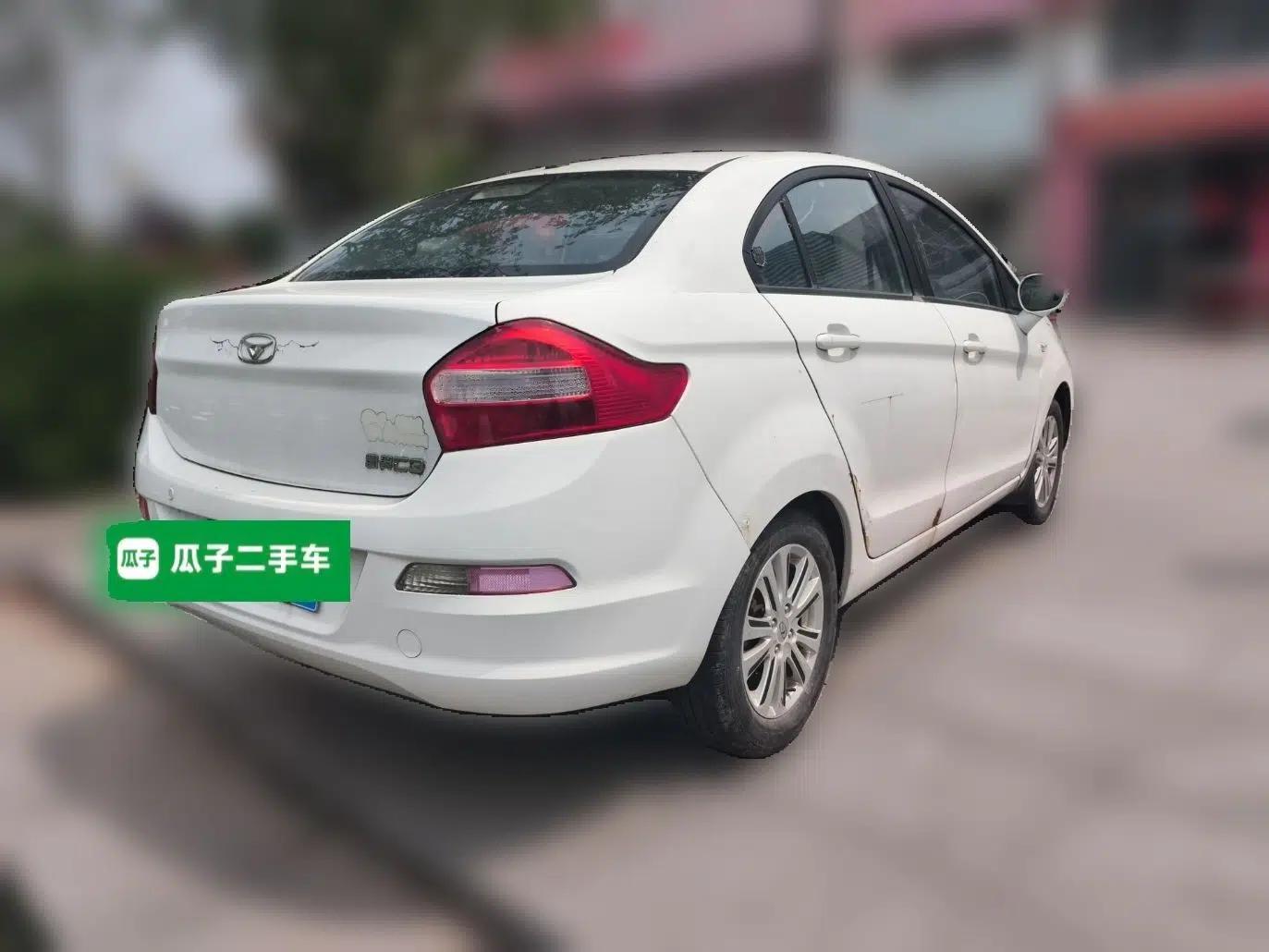 Cowin C3 2015 1.5L Manual Gold Diamond Edition — миниатюра 6