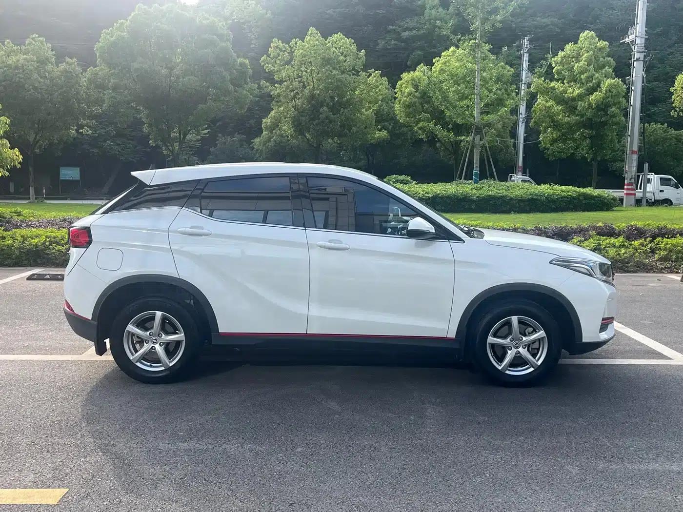 Fengguang 500 2022 1.5T CVT Enjoy Edition — миниатюра 7
