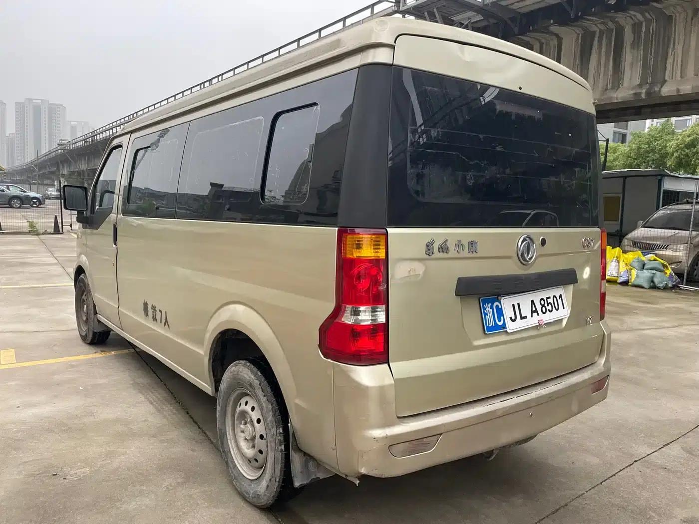 Dongfeng Xiaokang C37 2012 Model 1.4L Classic DK13-06 — миниатюра 7
