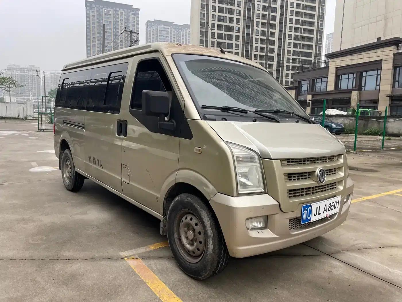 Dongfeng Xiaokang C37 2012 Model 1.4L Classic DK13-06 — миниатюра 8