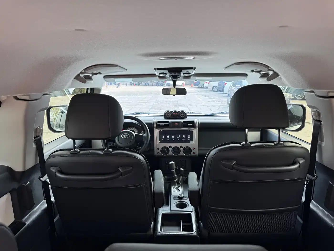 2022 FJ Cruiser 4.0L Middle East Edition — миниатюра 21