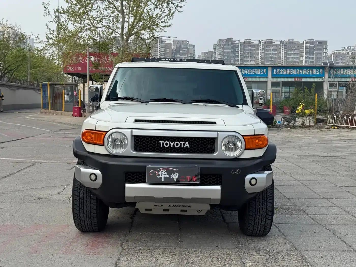2022 FJ Cruiser 4.0L Middle East Edition — миниатюра 10
