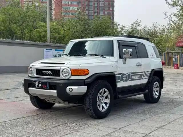 2022 FJ Cruiser 4.0L Middle East Edition