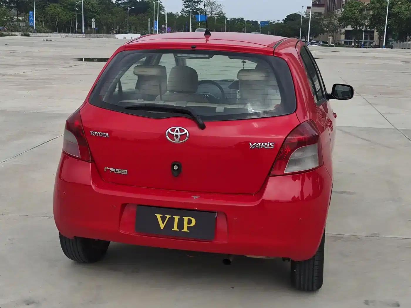 2009 Toyota Yaris 1.6E Automatic Comfort Edition — миниатюра 5