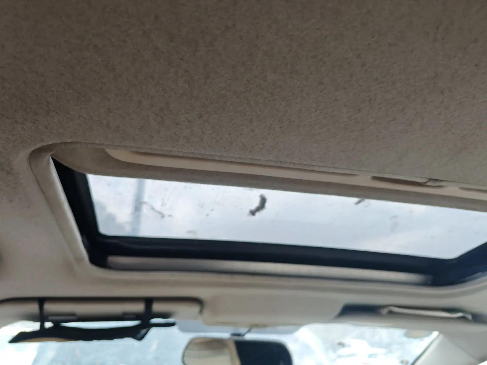Mazda 5 2008 2.0 Manual Comfort Version — миниатюра 19