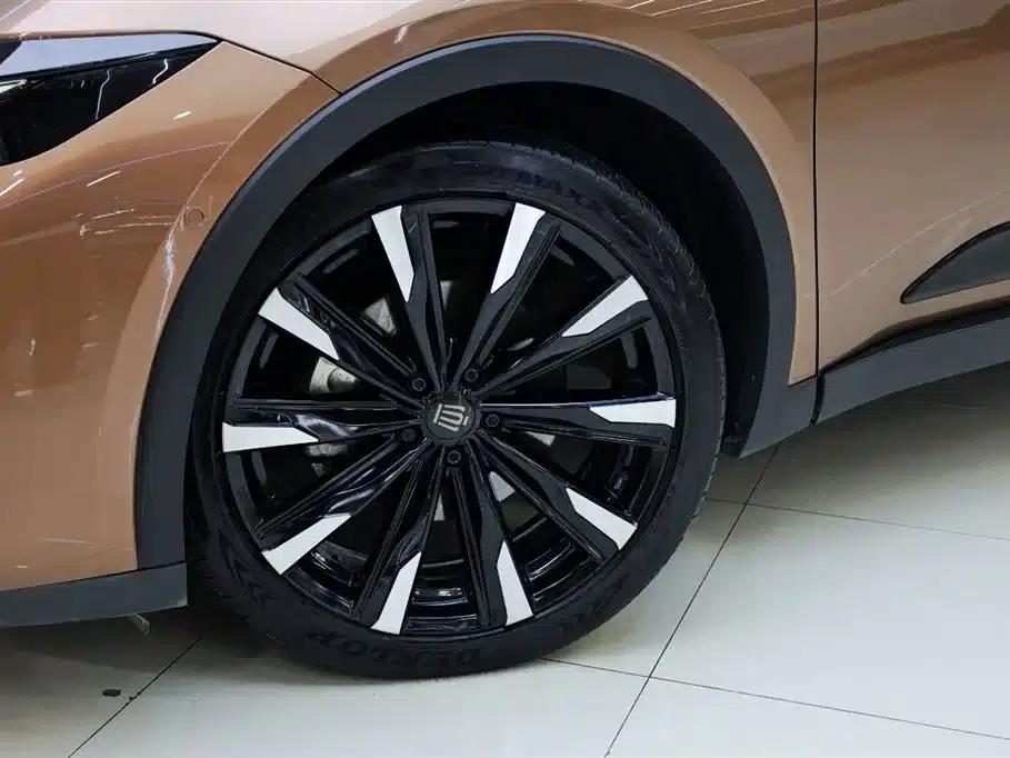 2023 Toyota Crown SportCross 2.4T SportCross HEV AWD Supreme Edition — миниатюра 13