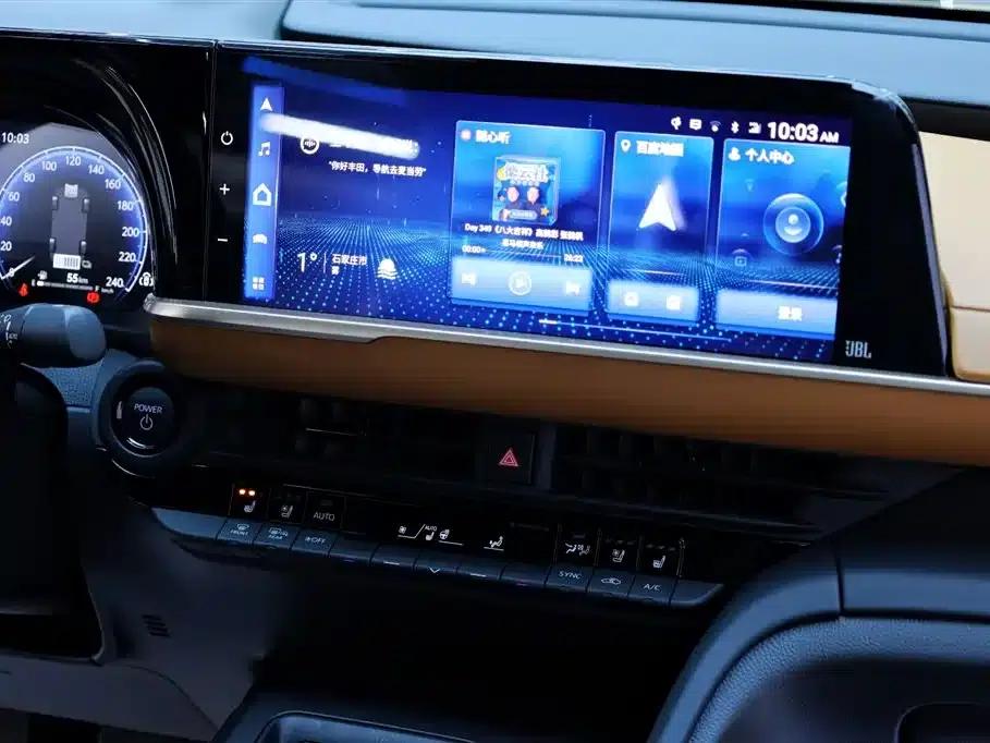 2023 Toyota Crown SportCross 2.4T SportCross HEV AWD Supreme Edition — миниатюра 21
