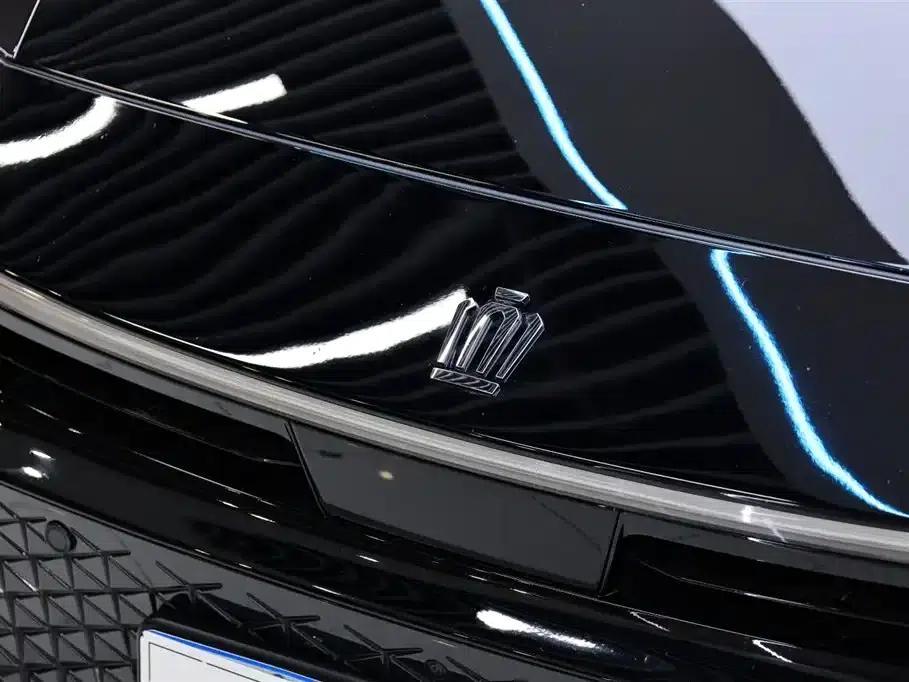 2023 Toyota Crown SportCross 2.4T SportCross HEV AWD Supreme Edition — миниатюра 10