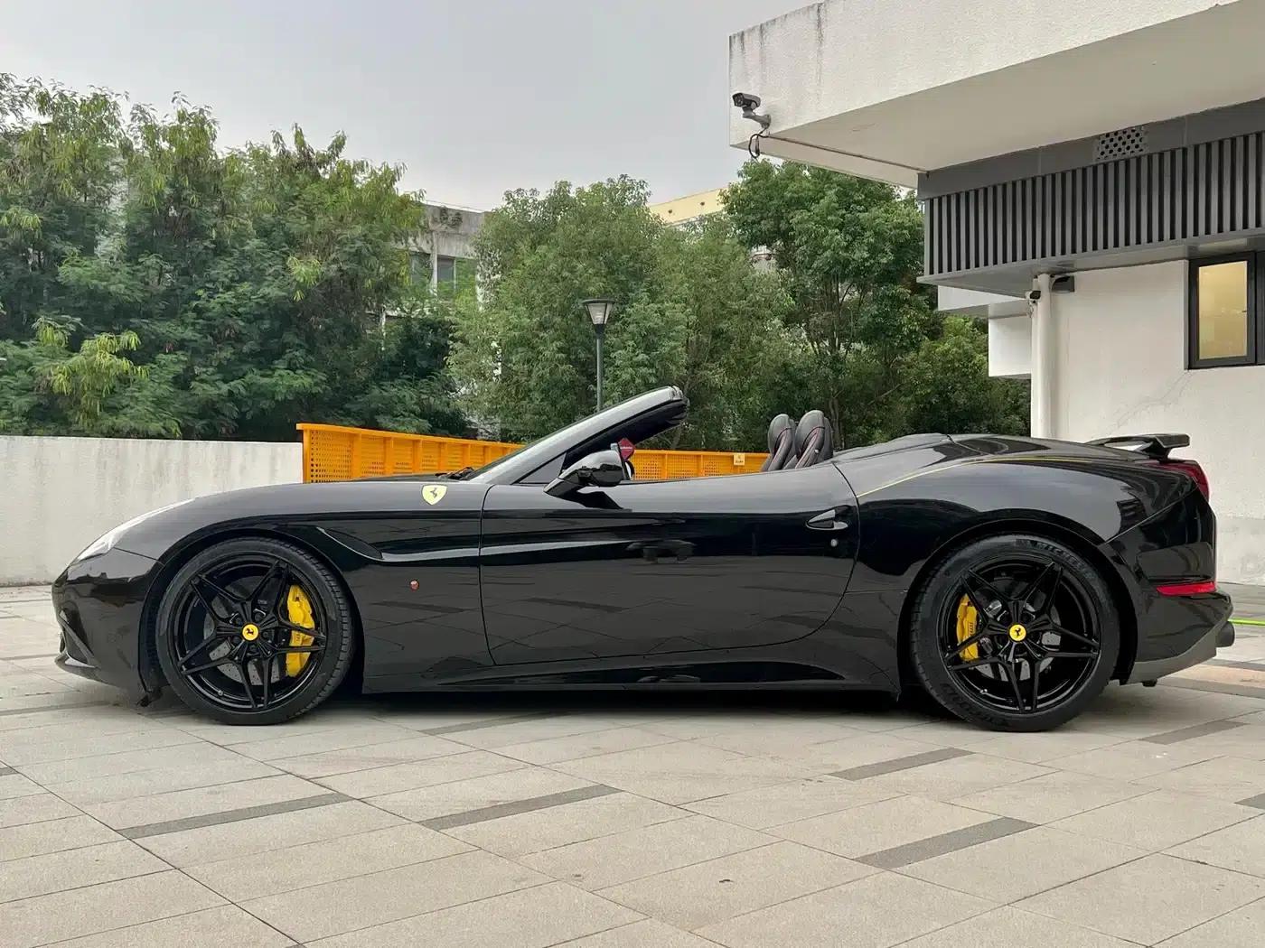 California T 2015 3.9T Standard Model — миниатюра 2