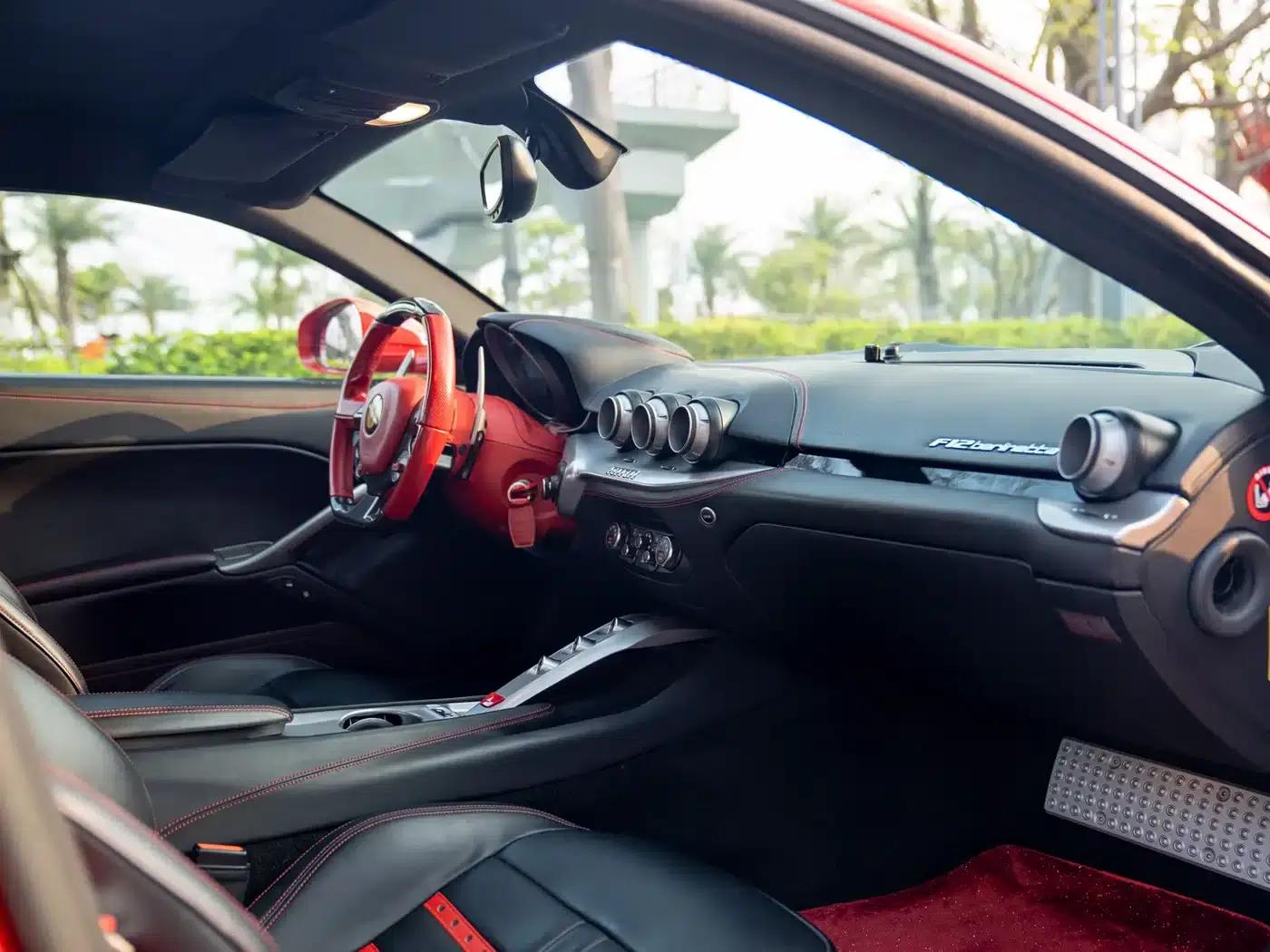 2013 F12berlinetta 6.3L Standard Model — миниатюра 15