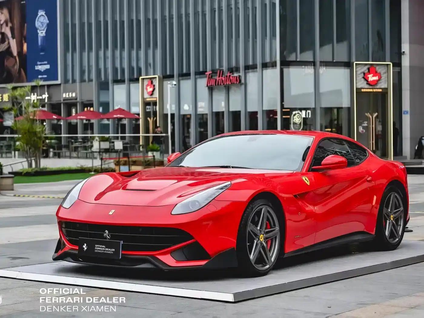 2013 F12berlinetta 6.3L Standard Model — миниатюра 17