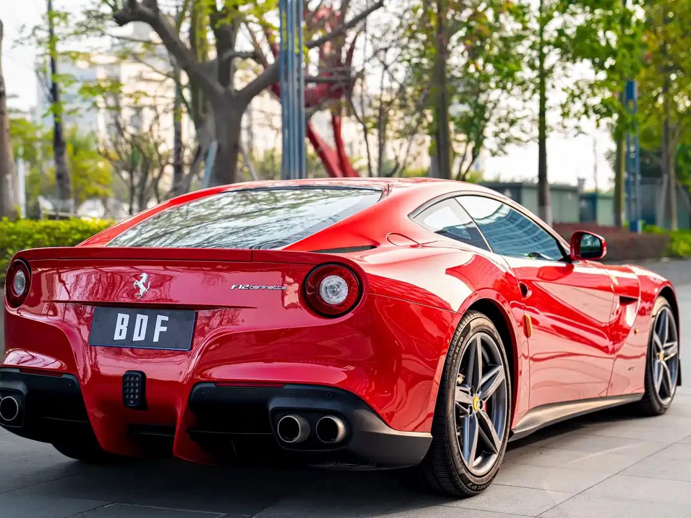 2013 F12berlinetta 6.3L Standard Model — миниатюра 4