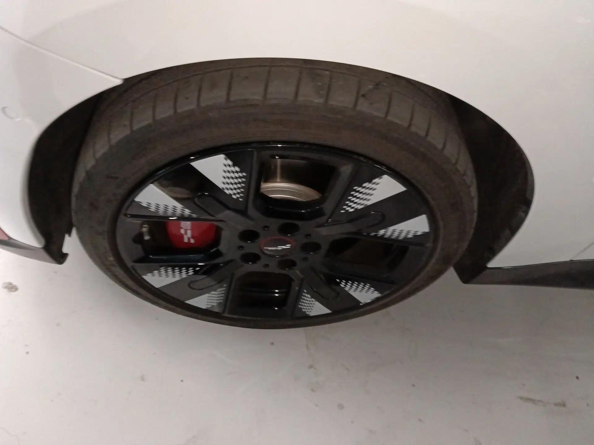 MINI Electric COOPER JCW 2025 JOHN COOPER WORKS — миниатюра 8