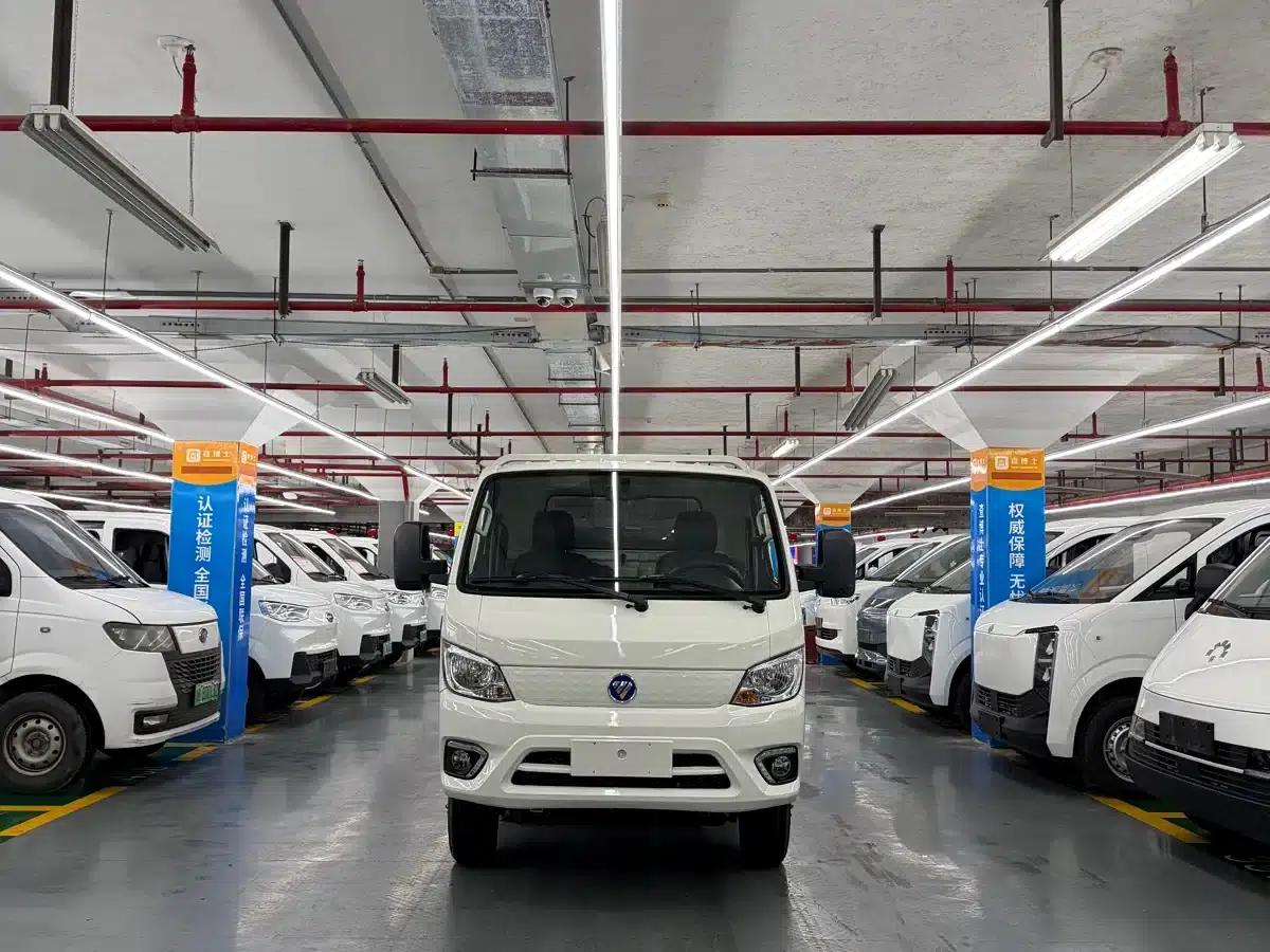 Xiangling M New Energy 2023 Model M1 Ningde Slot Cargo Box — миниатюра 2