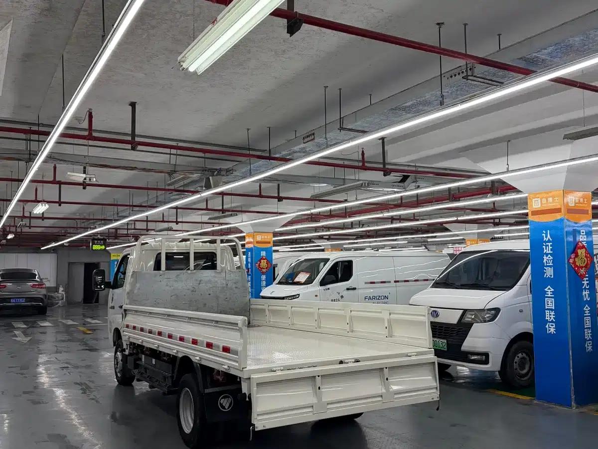 Xiangling M New Energy 2023 Model M1 Ningde Slot Cargo Box — миниатюра 7