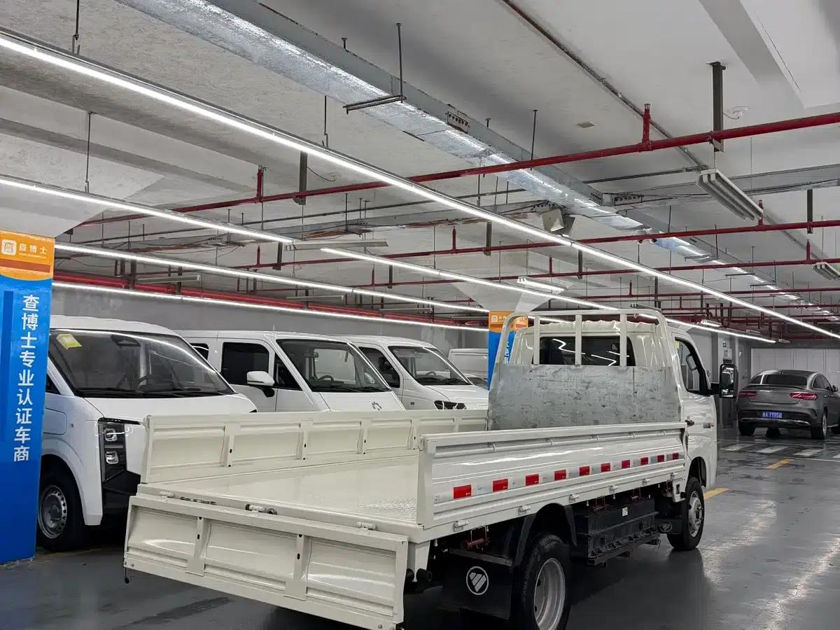 Xiangling M New Energy 2023 Model M1 Ningde Slot Cargo Box — миниатюра 8