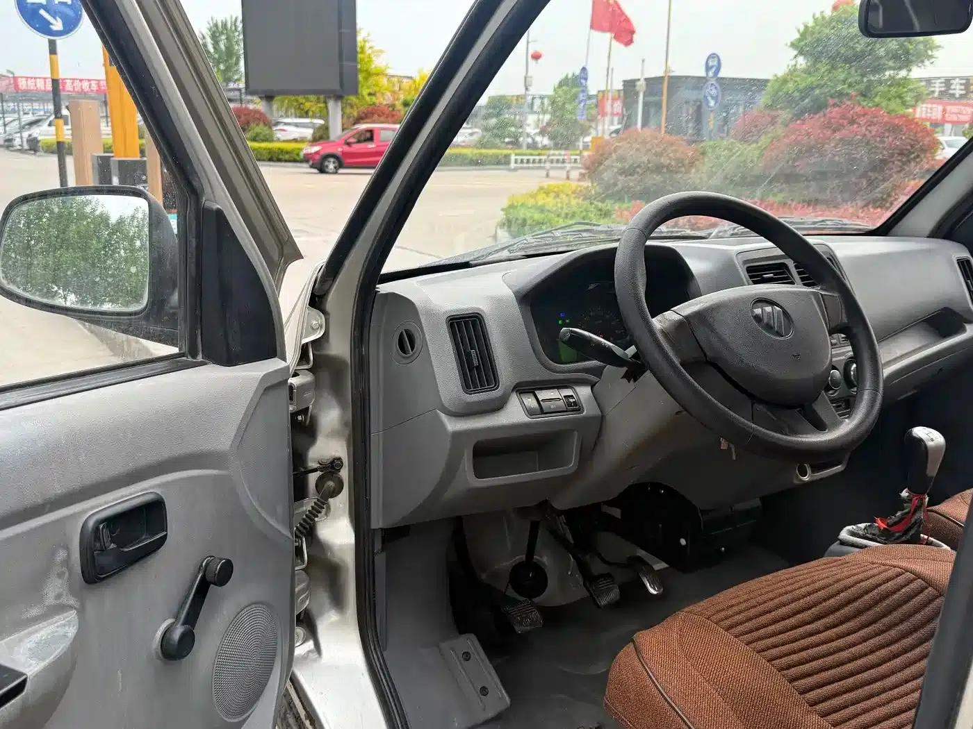 Xiangling V 2018 Model 1.2L Semi-Monocoque 3170 Wheelbase Flatbed 4W12M1 — миниатюра 7