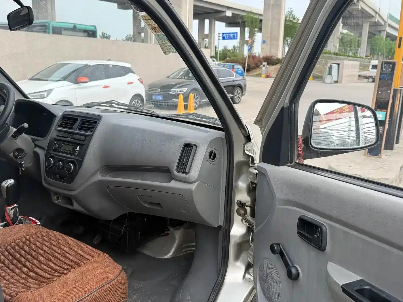 Xiangling V 2018 Model 1.2L Semi-Monocoque 3170 Wheelbase Flatbed 4W12M1 — миниатюра 8