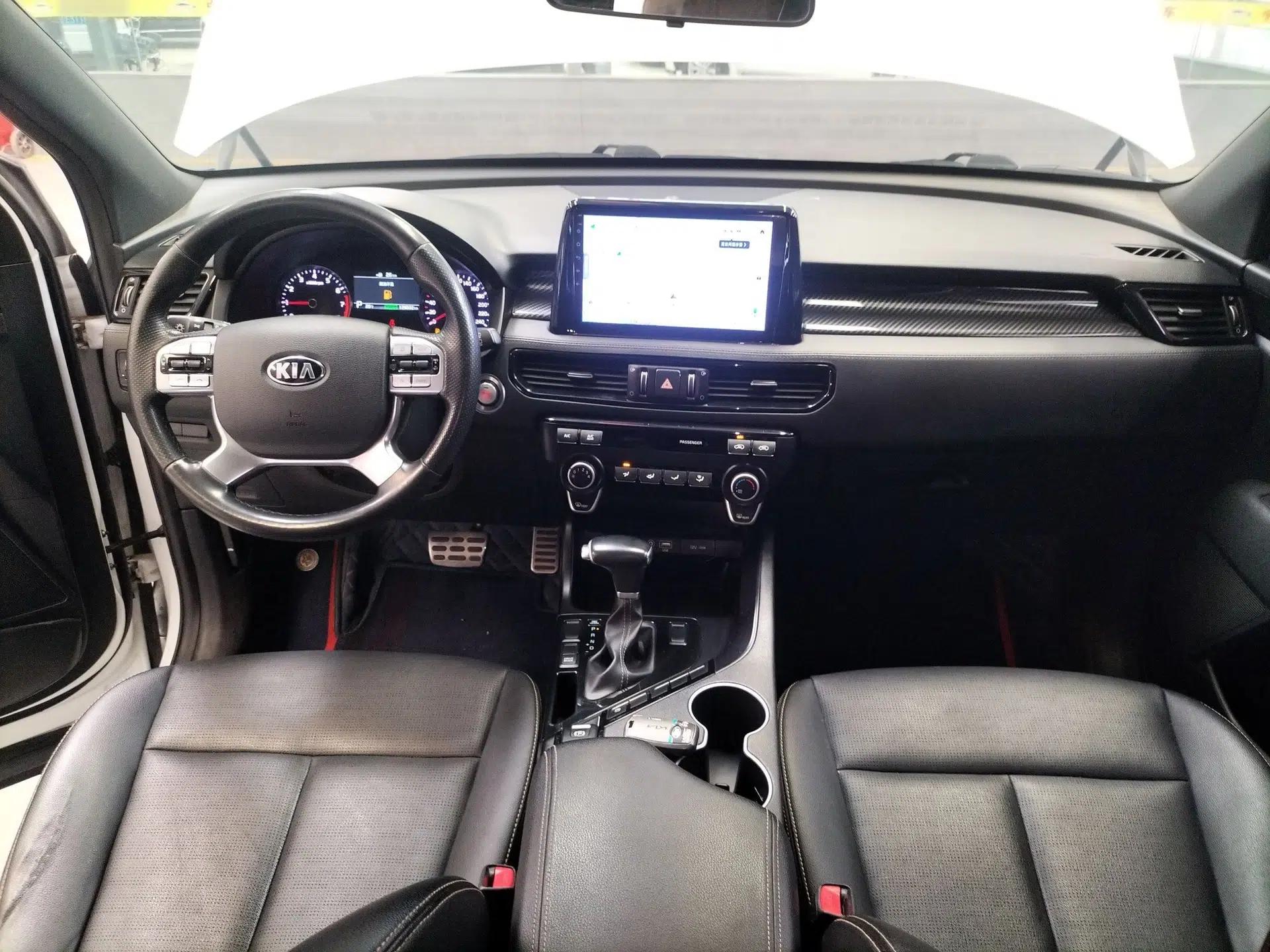 Kia KX7 2020 2.0T Automatic Two-Wheel Drive GLS 7-Seater — миниатюра 13