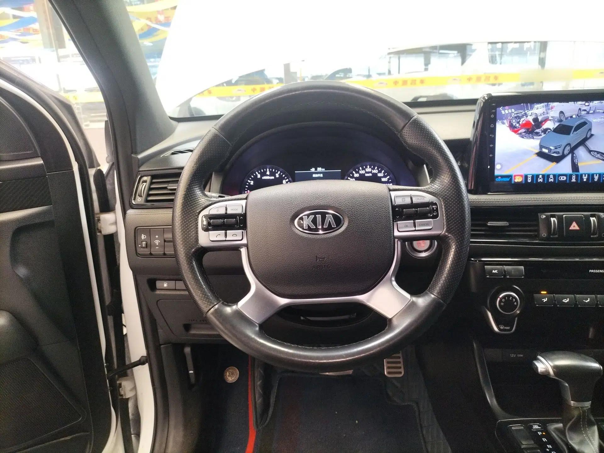 Kia KX7 2020 2.0T Automatic Two-Wheel Drive GLS 7-Seater — миниатюра 14