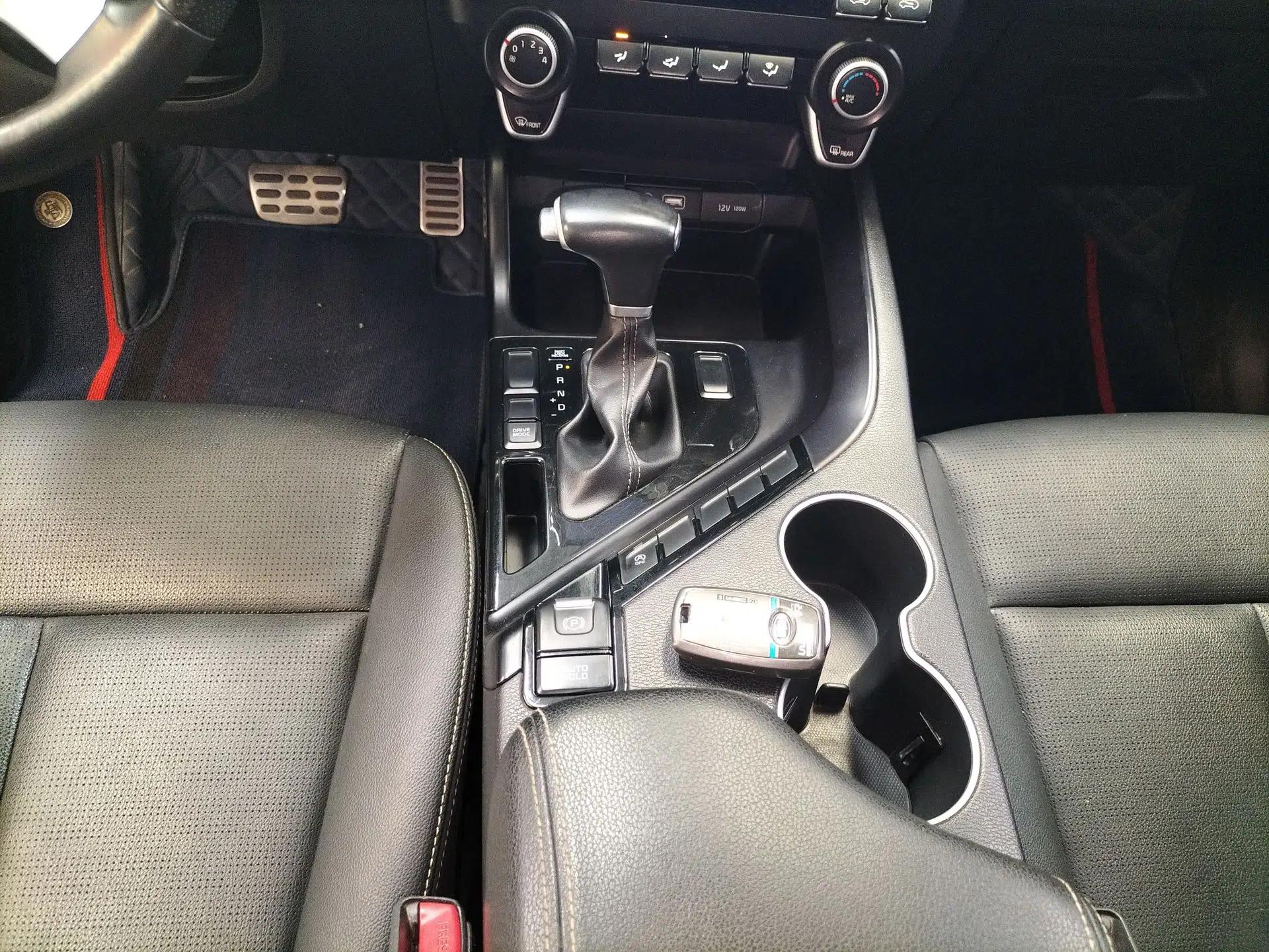 Kia KX7 2020 2.0T Automatic Two-Wheel Drive GLS 7-Seater — миниатюра 17