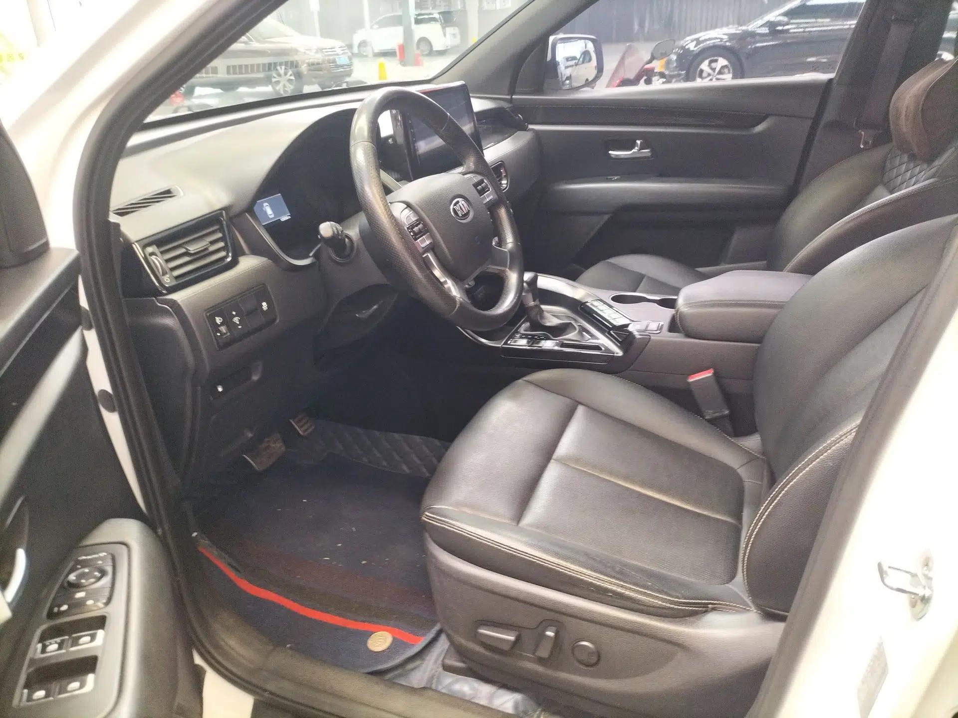 Kia KX7 2020 2.0T Automatic Two-Wheel Drive GLS 7-Seater — миниатюра 18