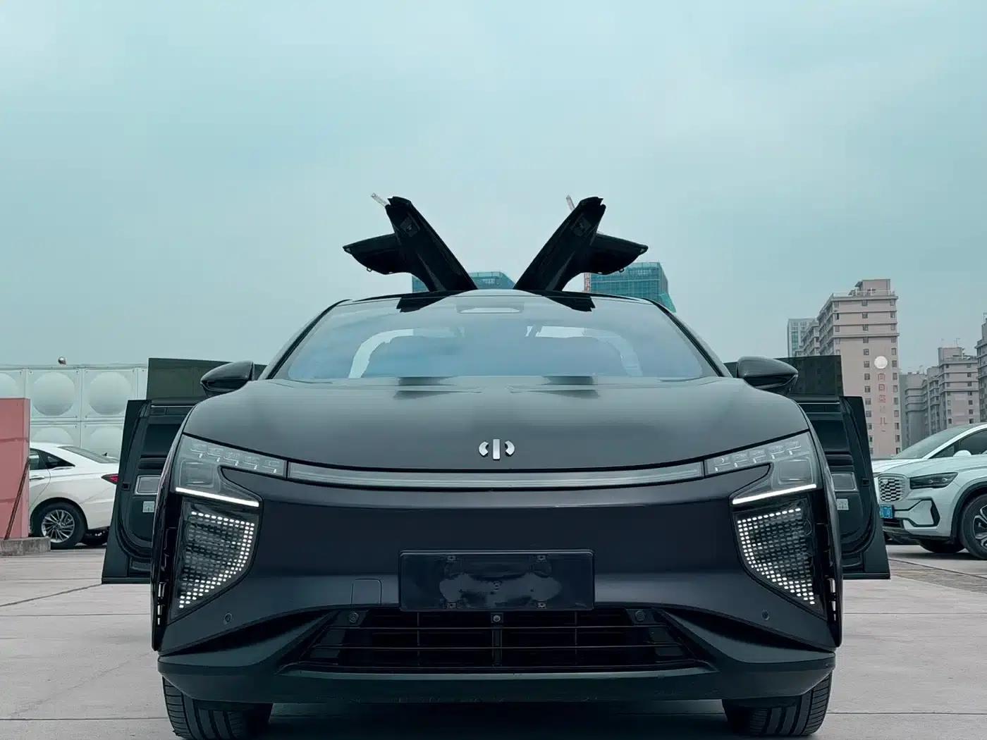 HiPhi X 2021 Founder Edition 6-seater — миниатюра 2