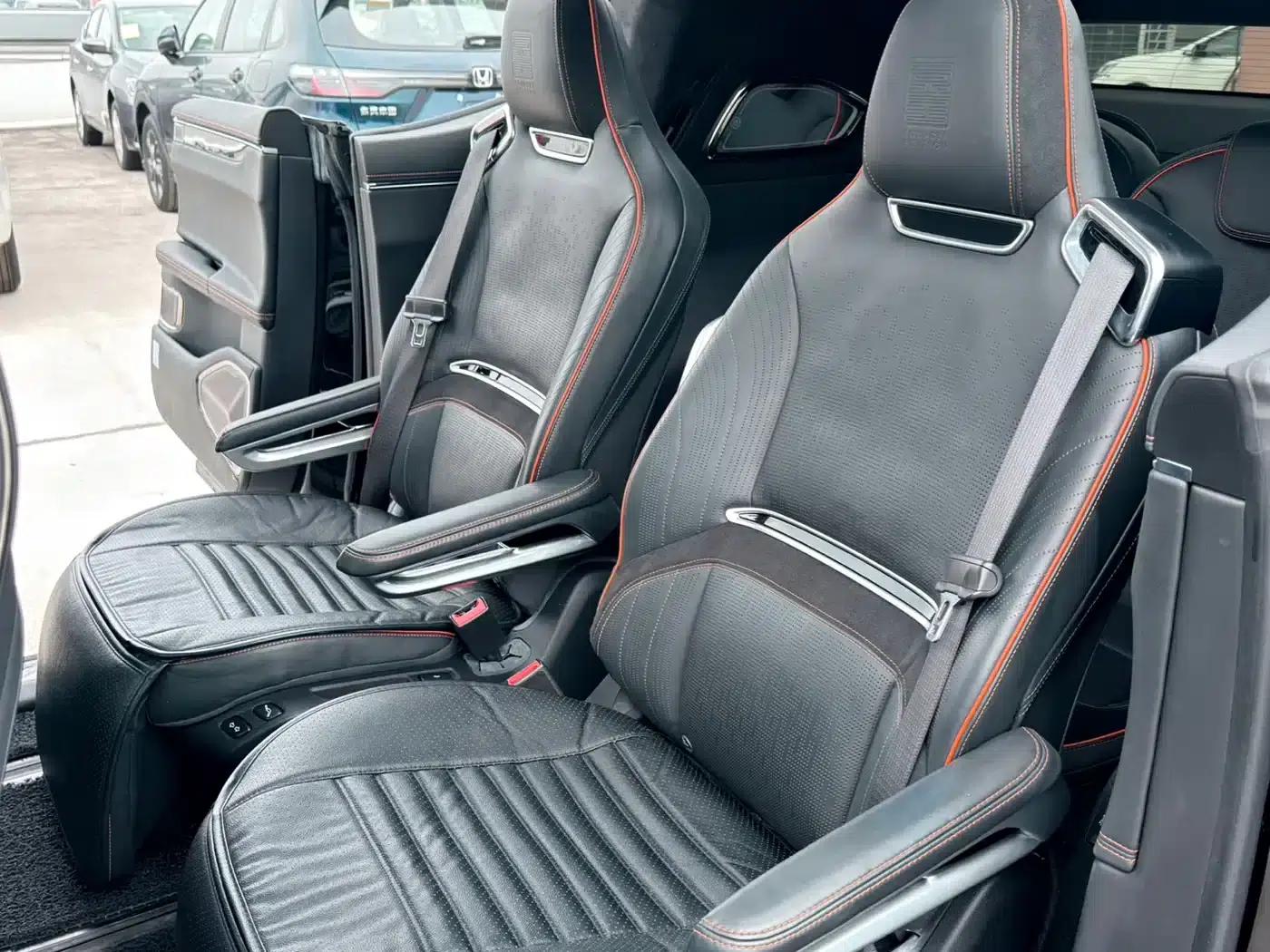 HiPhi X 2021 Founder Edition 6-seater — миниатюра 5