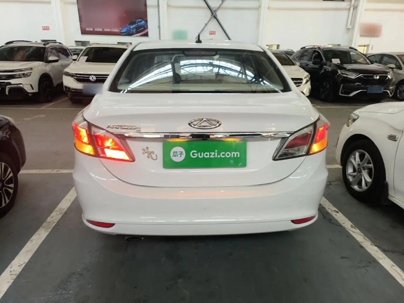 Chery Arrizo 3 2015 1.5L Manual High-End Version — миниатюра 5