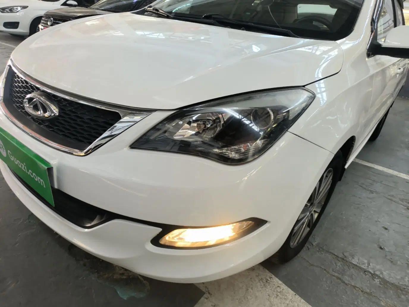 Chery Arrizo 3 2015 1.5L Manual High-End Version — миниатюра 9