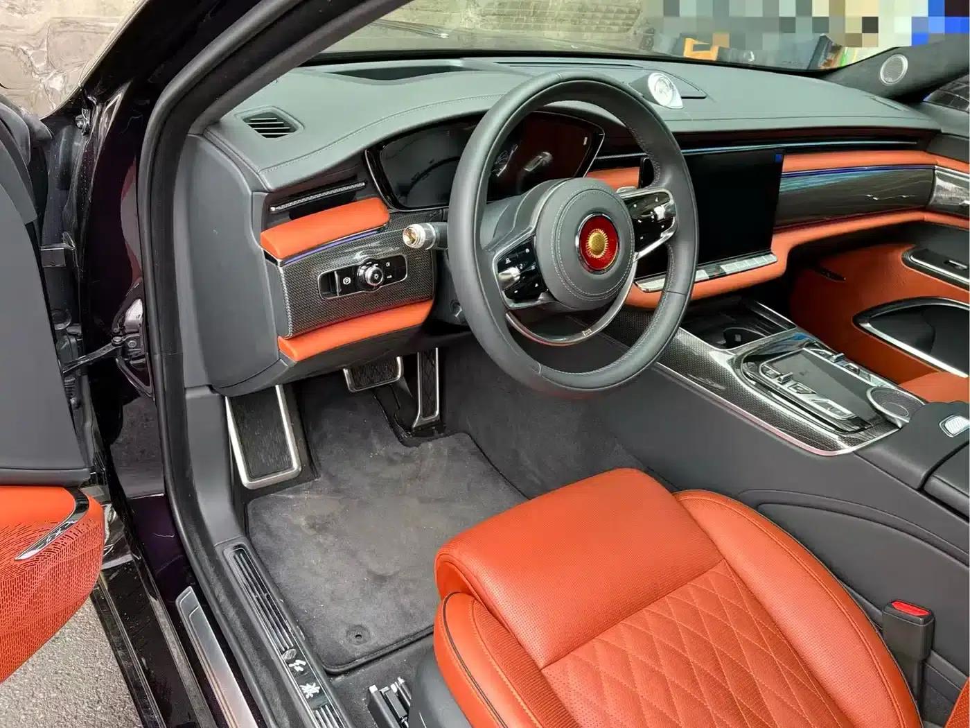 Hongqi Golden Sunflower Elegant 2024 Model 3.0T V6 — миниатюра 5