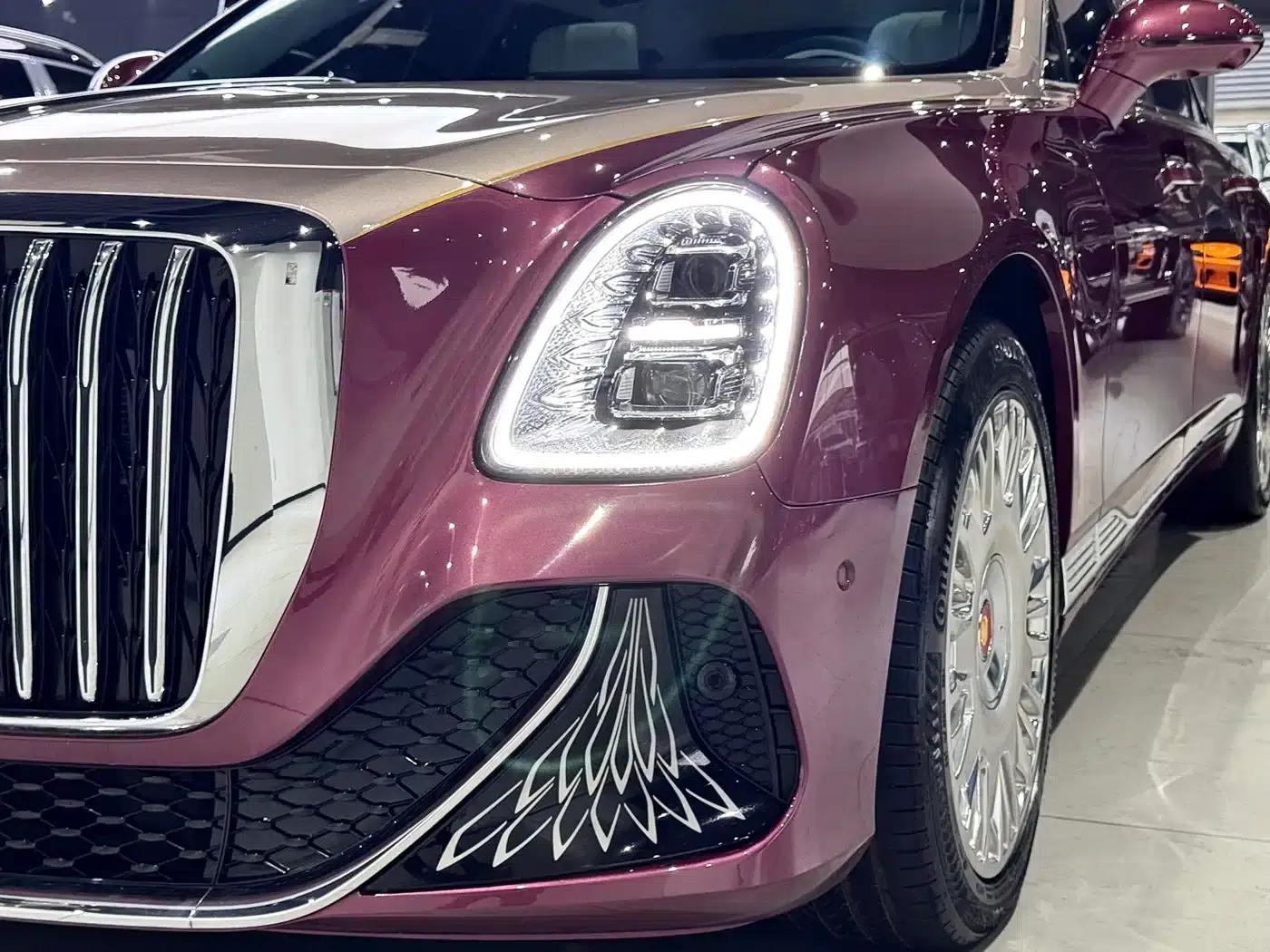 Hongqi Golden Sunflower Elegant 2024 Model 4.0T V8 — миниатюра 11