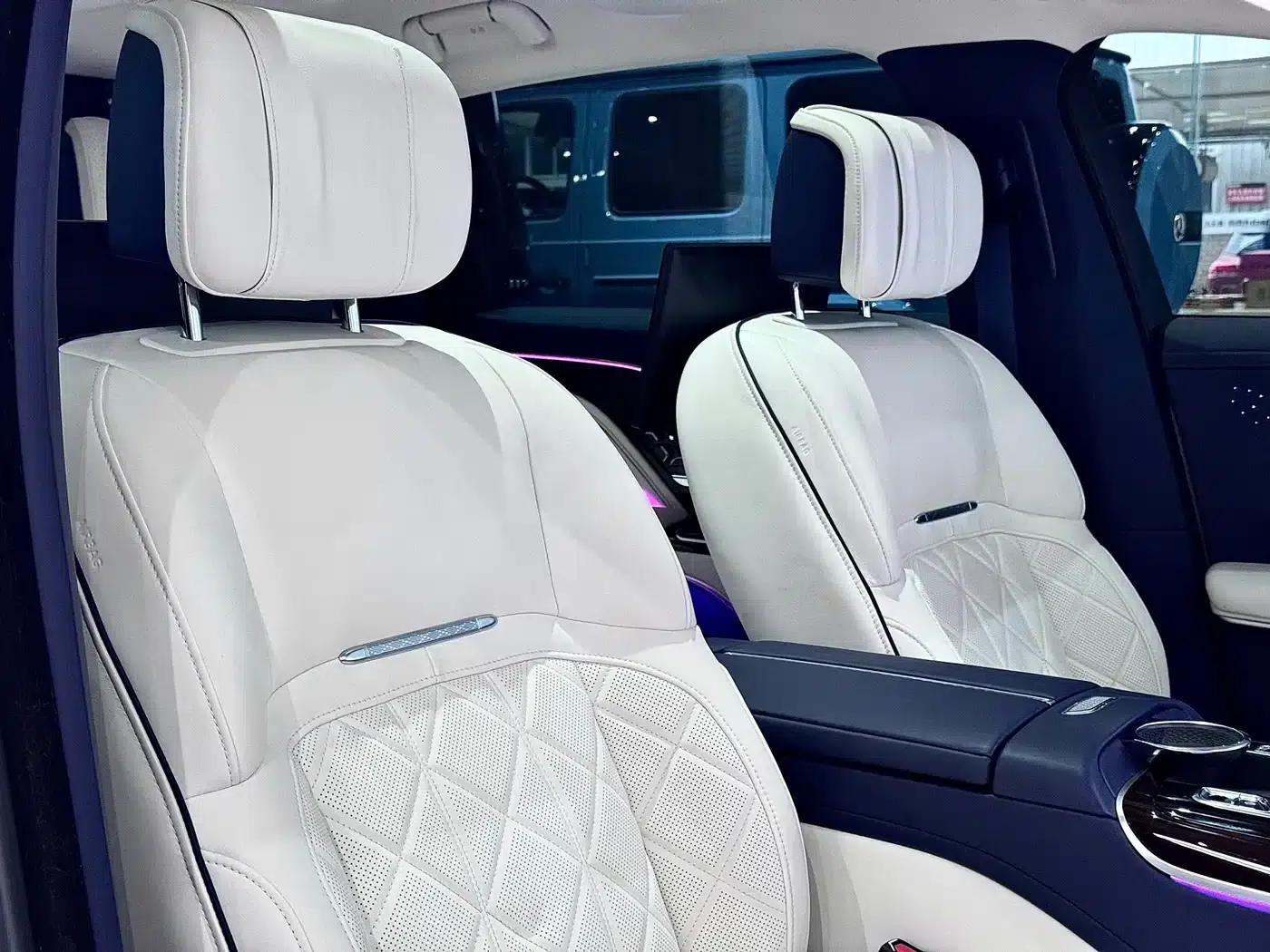 Hongqi Golden Sunflower Elegant 2024 Model 4.0T V8 — миниатюра 27