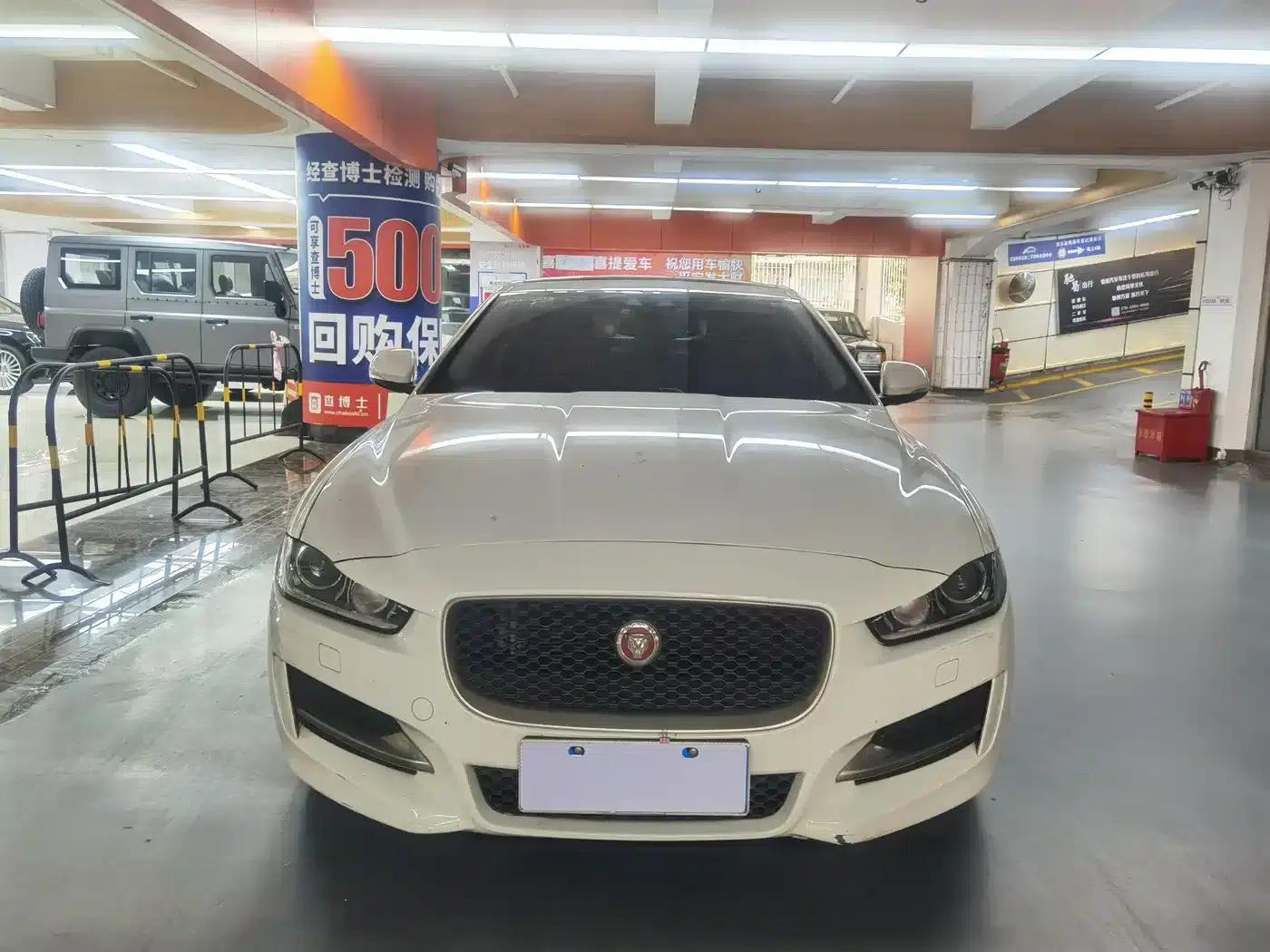 Jaguar XE 2015 2.0T 200PS R-Sport — миниатюра 1