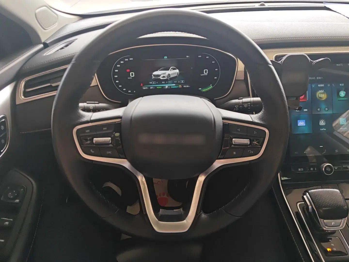 Roewe i6 MAX New Energy 2022 EV 500 Grand Touring Edition with Sunroof — миниатюра 13