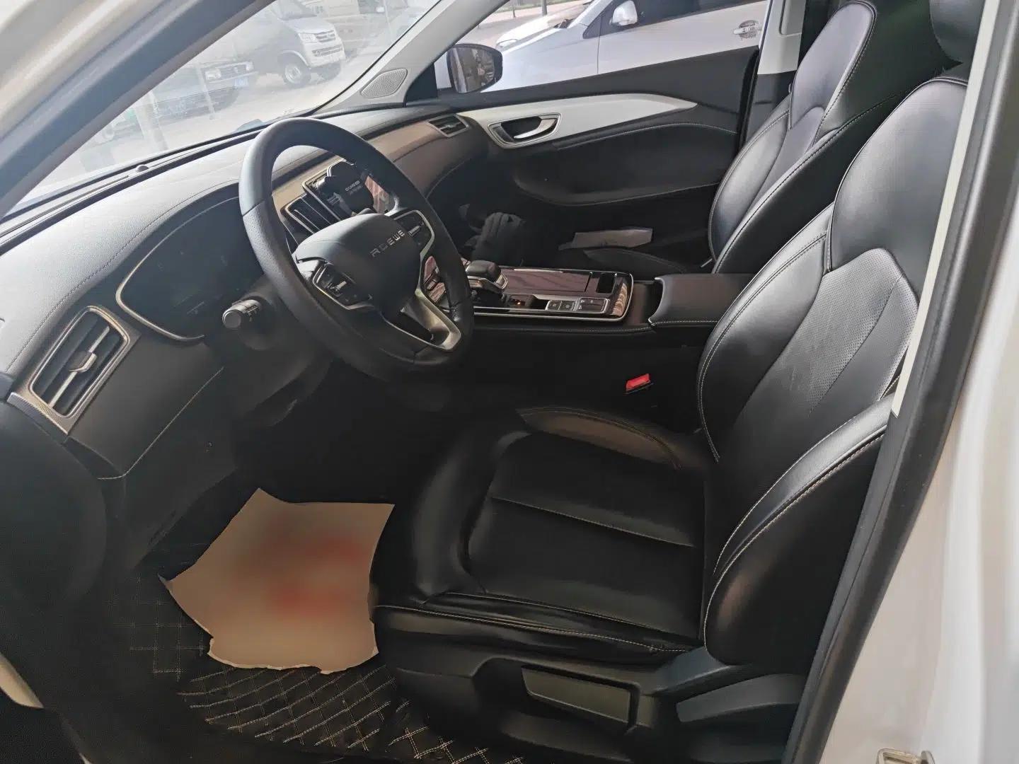 Roewe i6 MAX New Energy 2022 EV 500 Grand Touring Edition with Sunroof — миниатюра 17