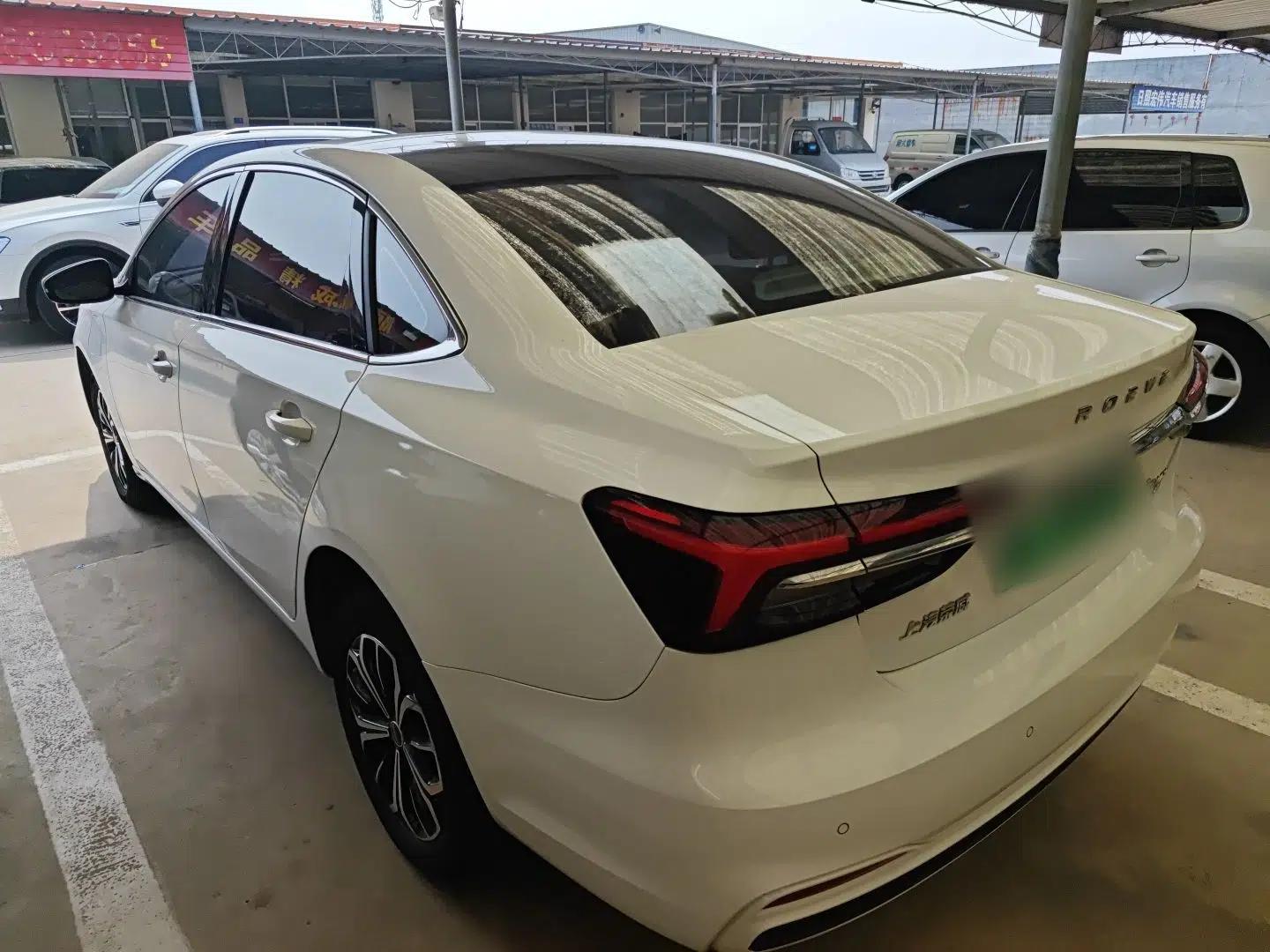 Roewe i6 MAX New Energy 2022 EV 500 Grand Touring Edition with Sunroof — миниатюра 7