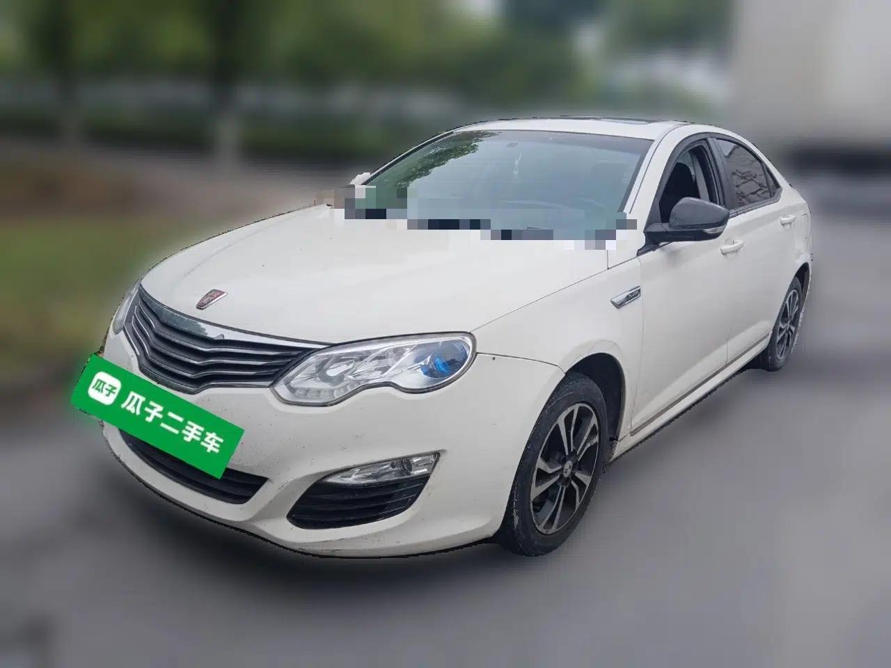 Roewe e550 2016 Deluxe Edition — миниатюра 1